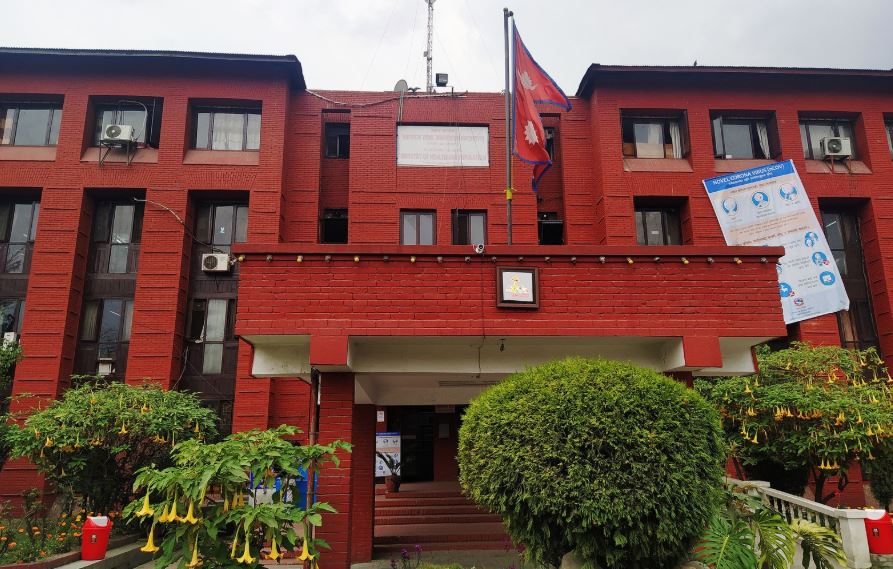स्वास्थ्य प्रतिष्ठान र अस्पतालको नेतृत्व अब पूर्णतः ‘मेरिट’का आधारमा
